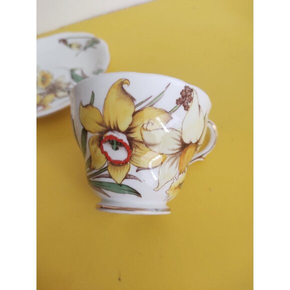 Vintage Royal Standard Teacup and Saucer Golden Gleam 1930's - Picture 8 of 11